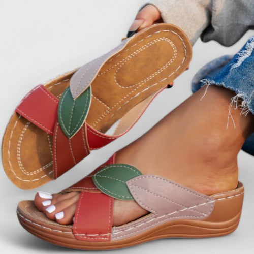 Cristy™ | Floral Comfort Slip-On Sandals