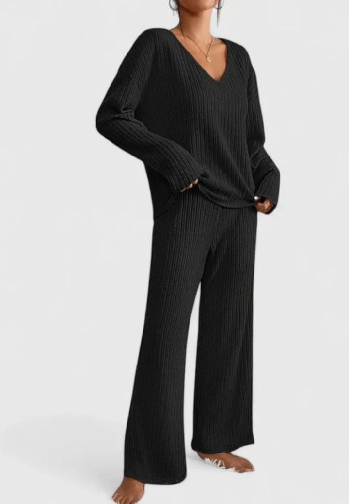 Angeline™ Comfortable Set