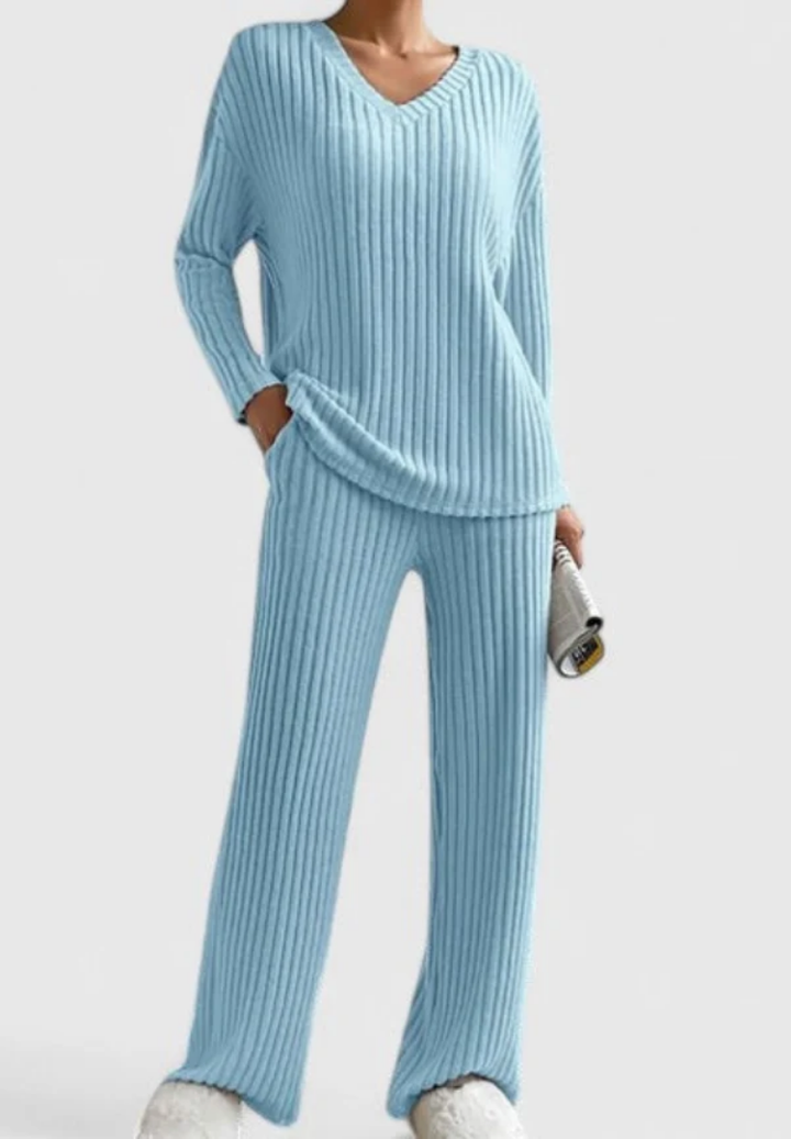 Angeline™ Comfortable Set